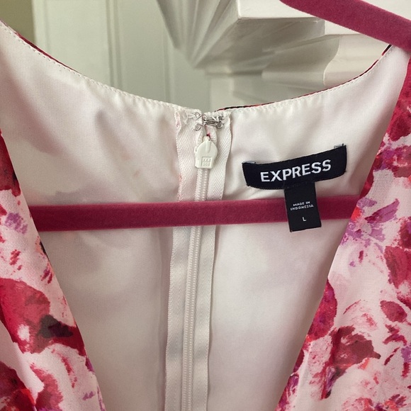 EXPRESS Romper Pink Red Long Sleeve - Picture 9 of 9